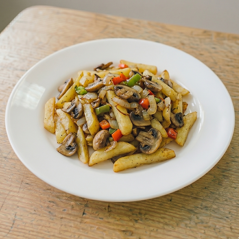 Картофель жареный с грибами